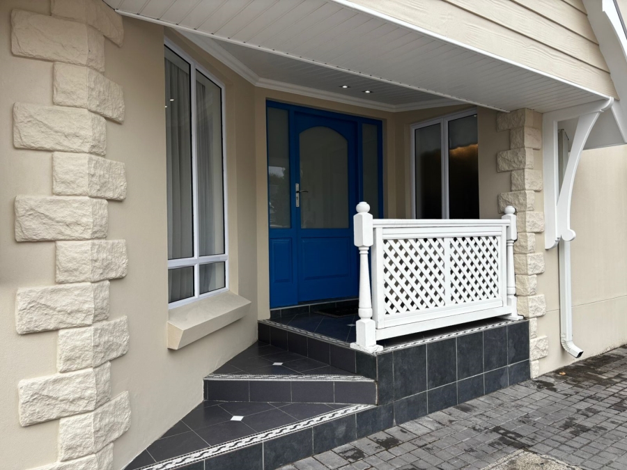 4 Bedroom Property for Sale in Selborne Eastern Cape